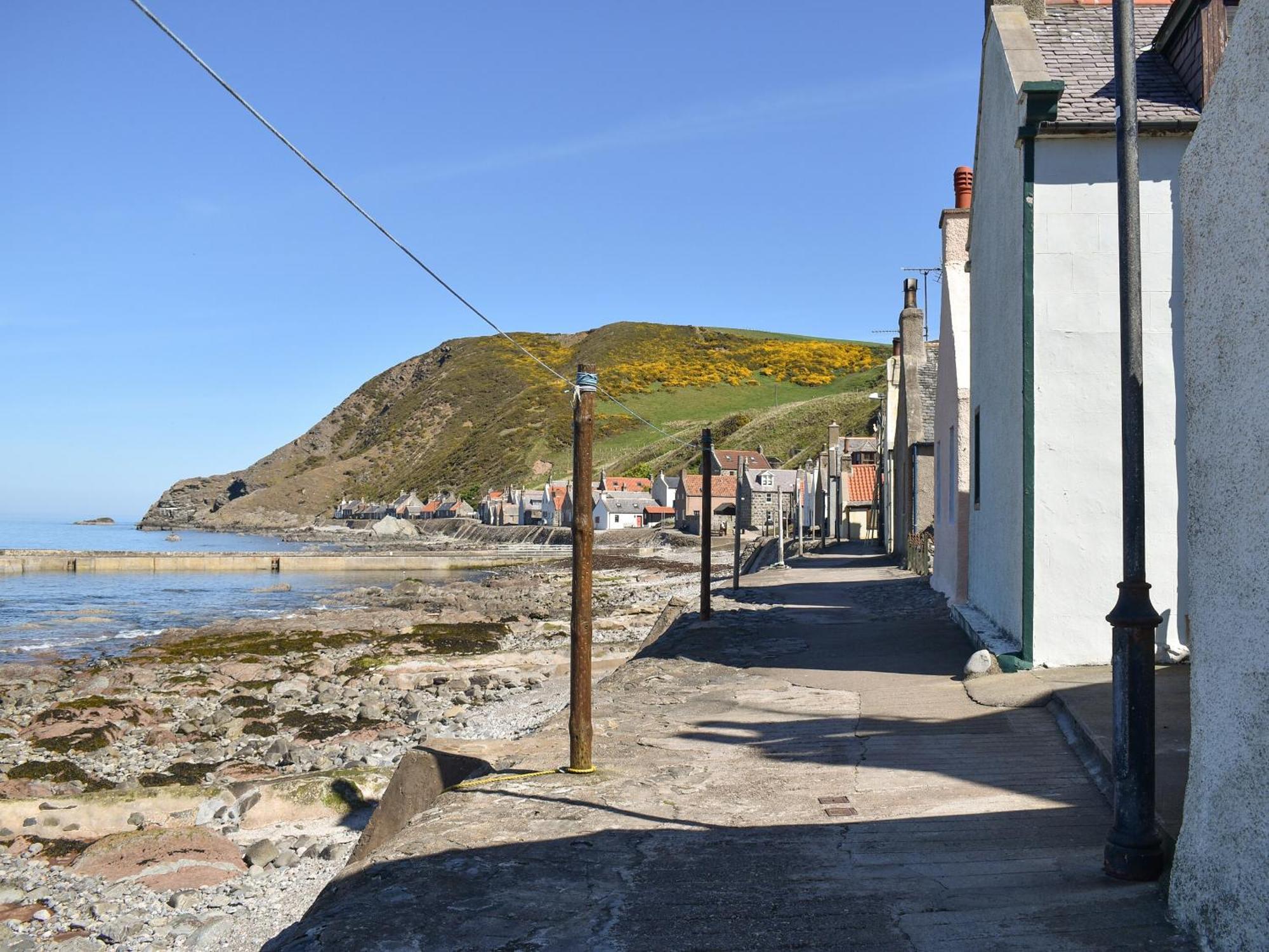 Crovie Villa Gardenstown Exterior photo